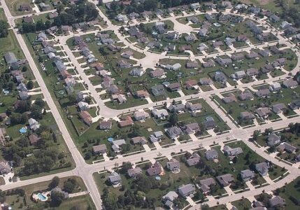 Suburban Sprawl: Making the Best of It Image